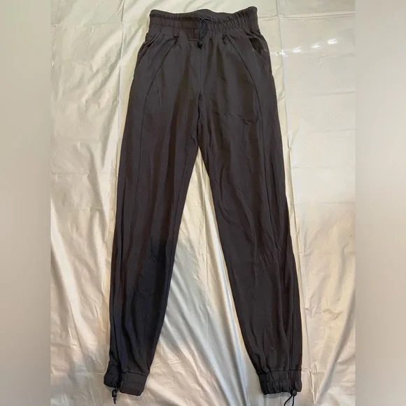 Lululemon Ready to Rulu Joggers-cinched (4) - Picture 5 of 12